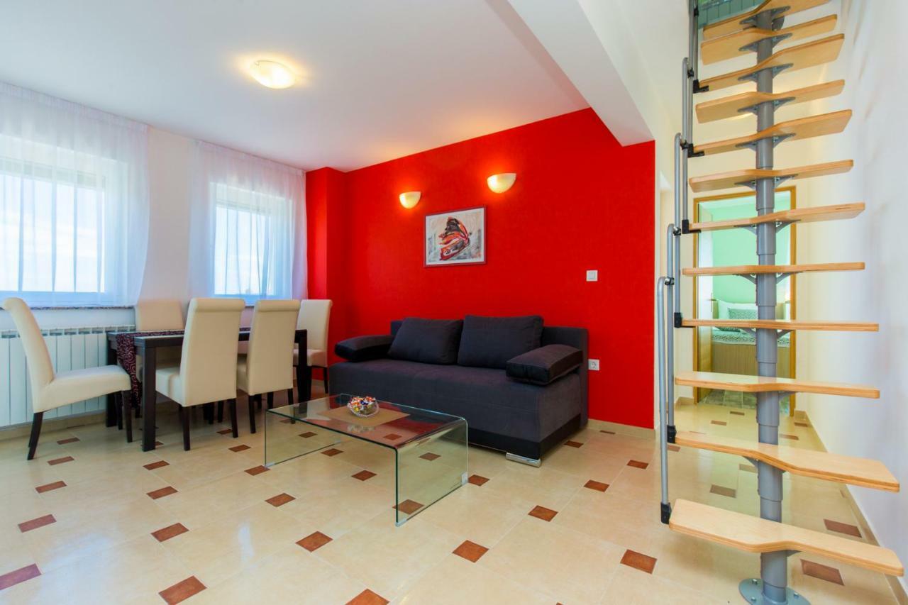 Luxury Apartments Kostrena With Pool Εξωτερικό φωτογραφία