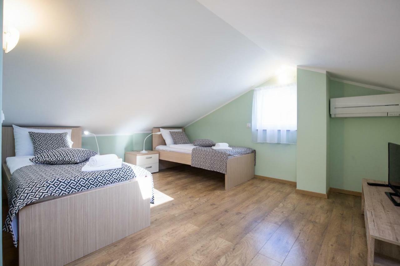 Luxury Apartments Kostrena With Pool Εξωτερικό φωτογραφία