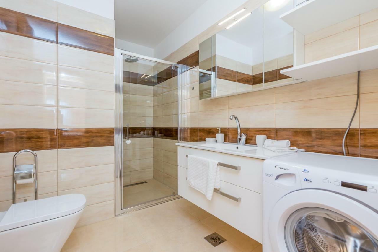Luxury Apartments Kostrena With Pool Εξωτερικό φωτογραφία