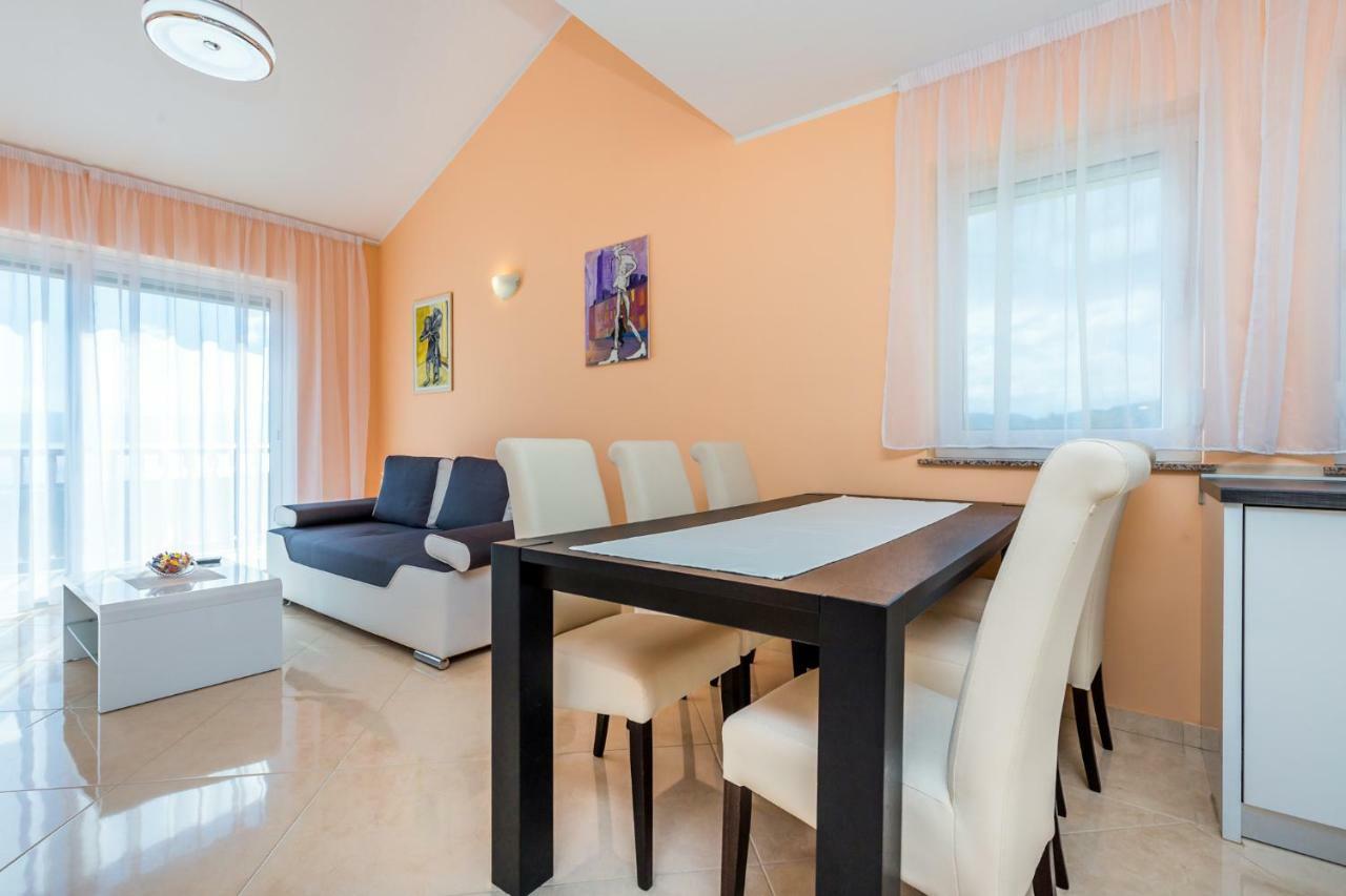 Luxury Apartments Kostrena With Pool Εξωτερικό φωτογραφία