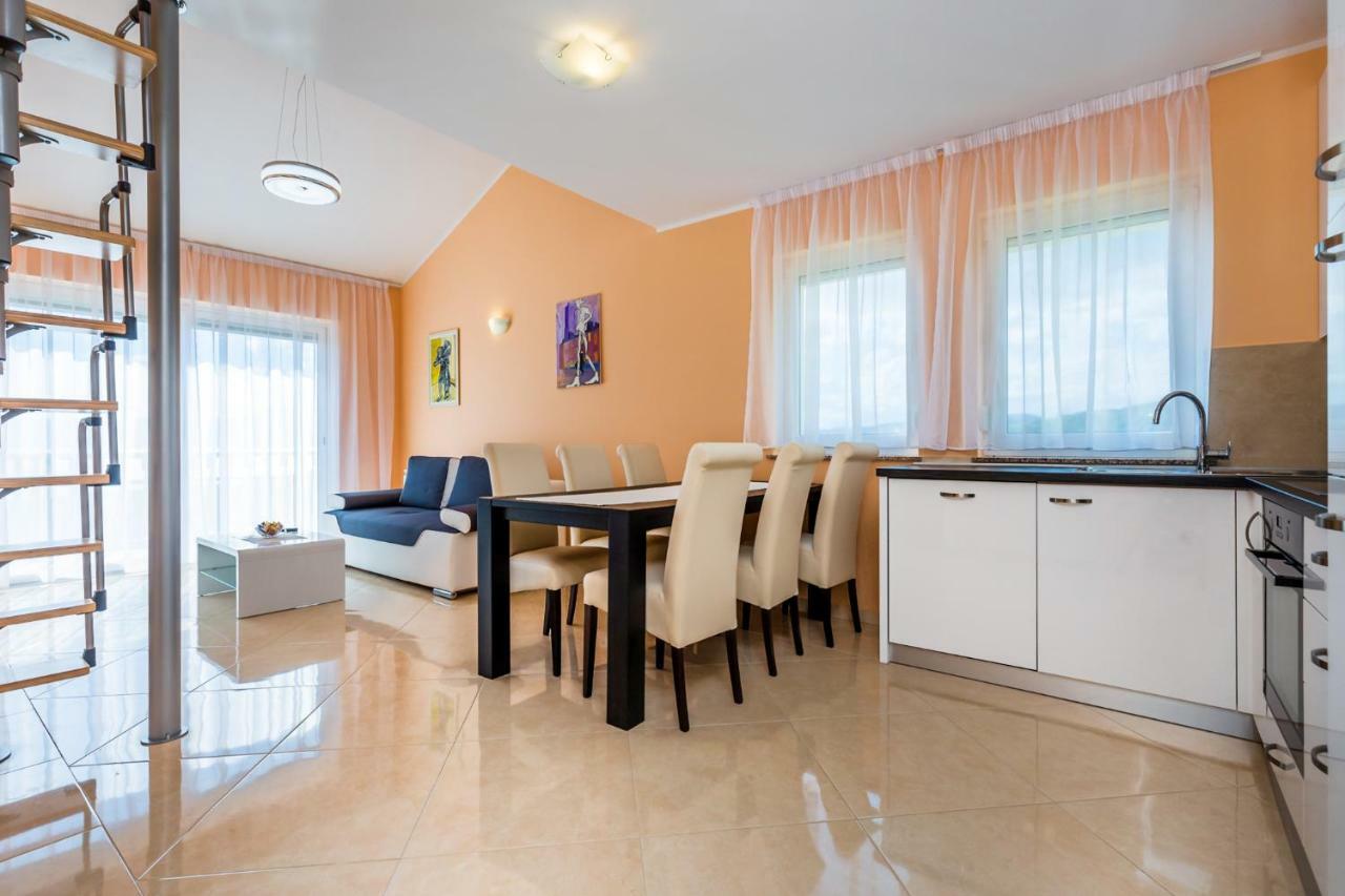 Luxury Apartments Kostrena With Pool Εξωτερικό φωτογραφία