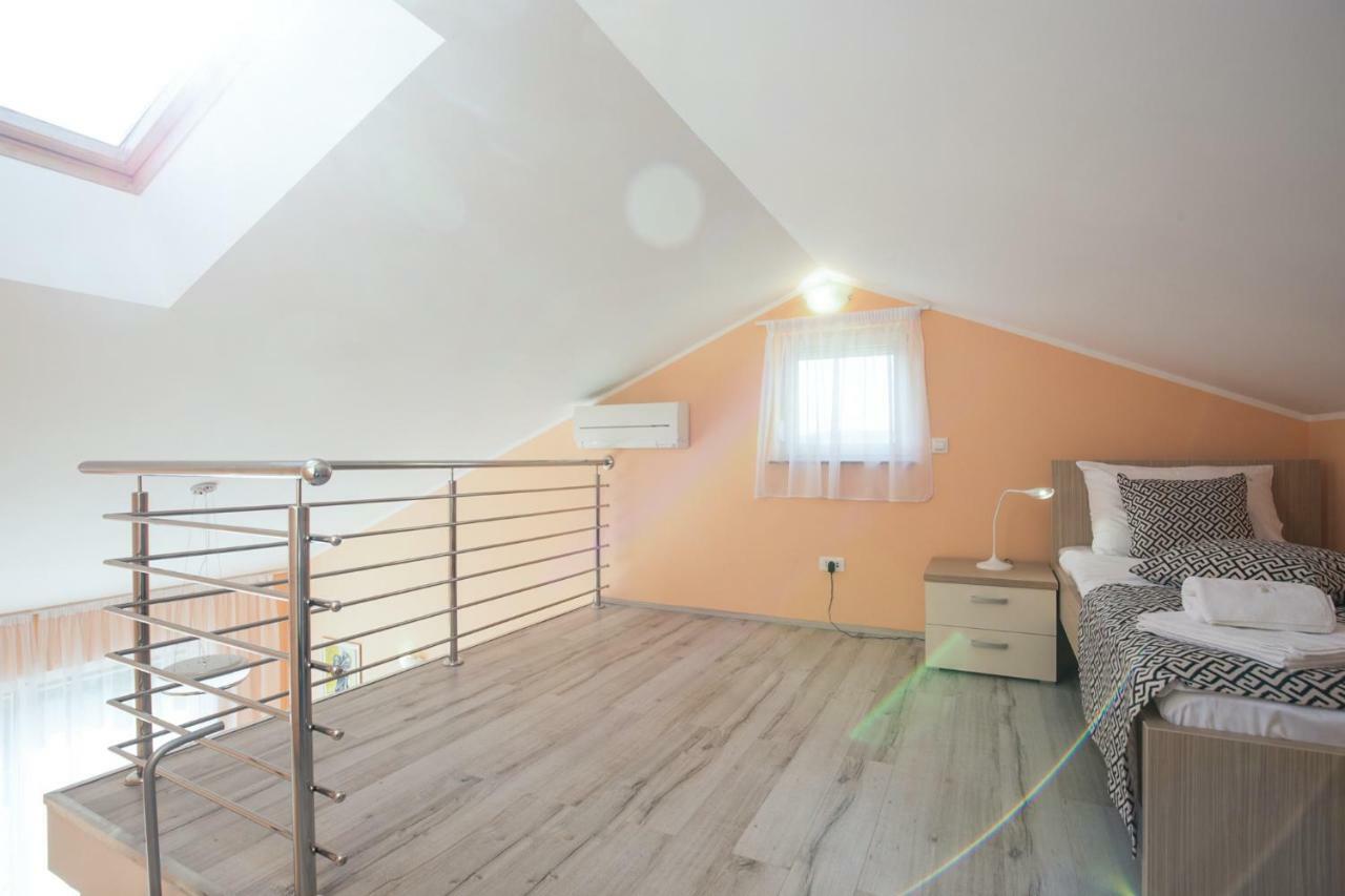 Luxury Apartments Kostrena With Pool Εξωτερικό φωτογραφία