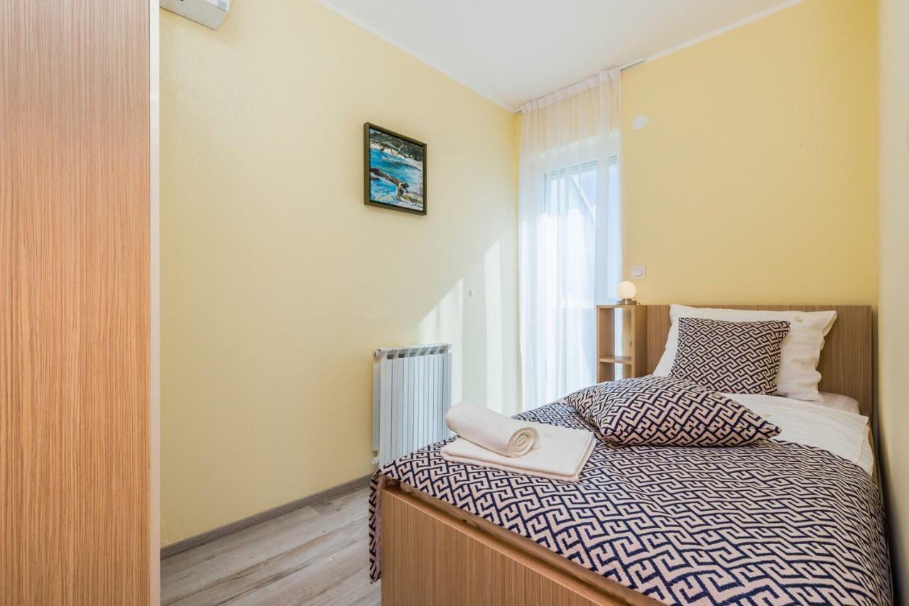 Luxury Apartments Kostrena With Pool Εξωτερικό φωτογραφία