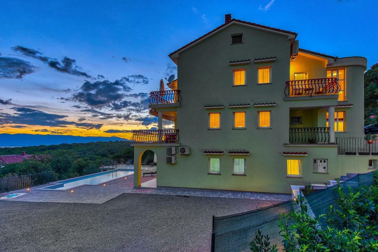 Luxury Apartments Kostrena With Pool Εξωτερικό φωτογραφία