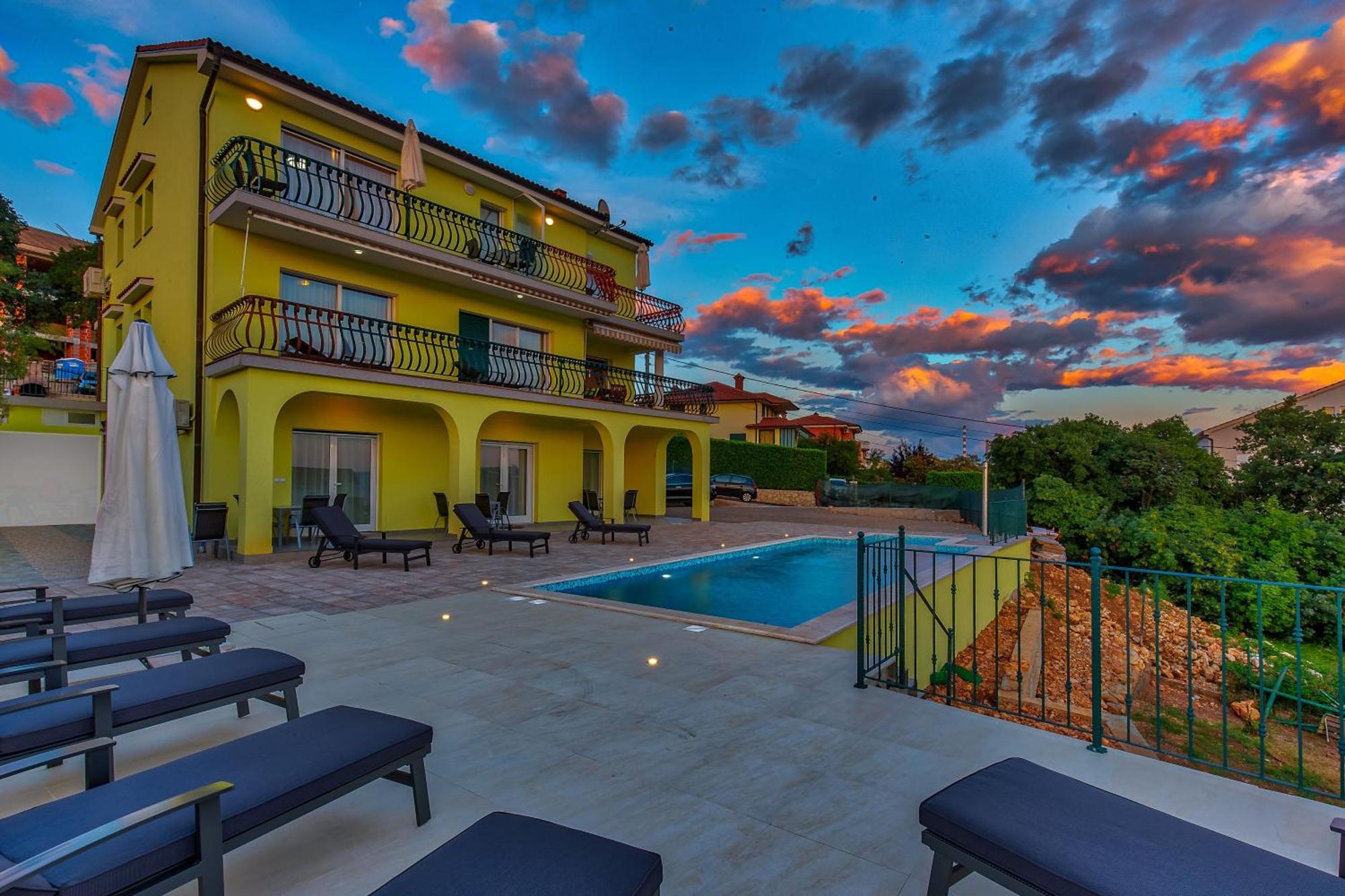 Luxury Apartments Kostrena With Pool Εξωτερικό φωτογραφία