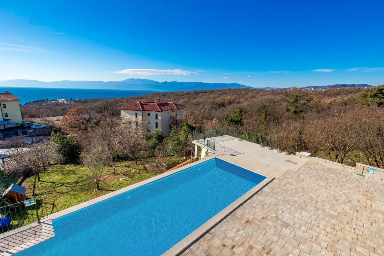 Luxury Apartments Kostrena With Pool Εξωτερικό φωτογραφία